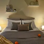 شقة Old Town Cathedral Views - Steps From Dome Square -friends & Family
