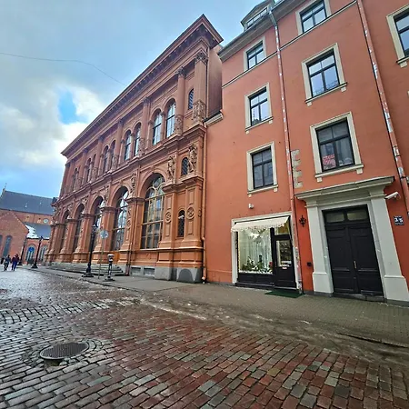 Old Town Cathedral Views - Steps From Dome Square -friends & Family Apartment Riga