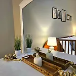 Apartman Old Town Cathedral Views - Steps From Dome Square -friends & Family Riga